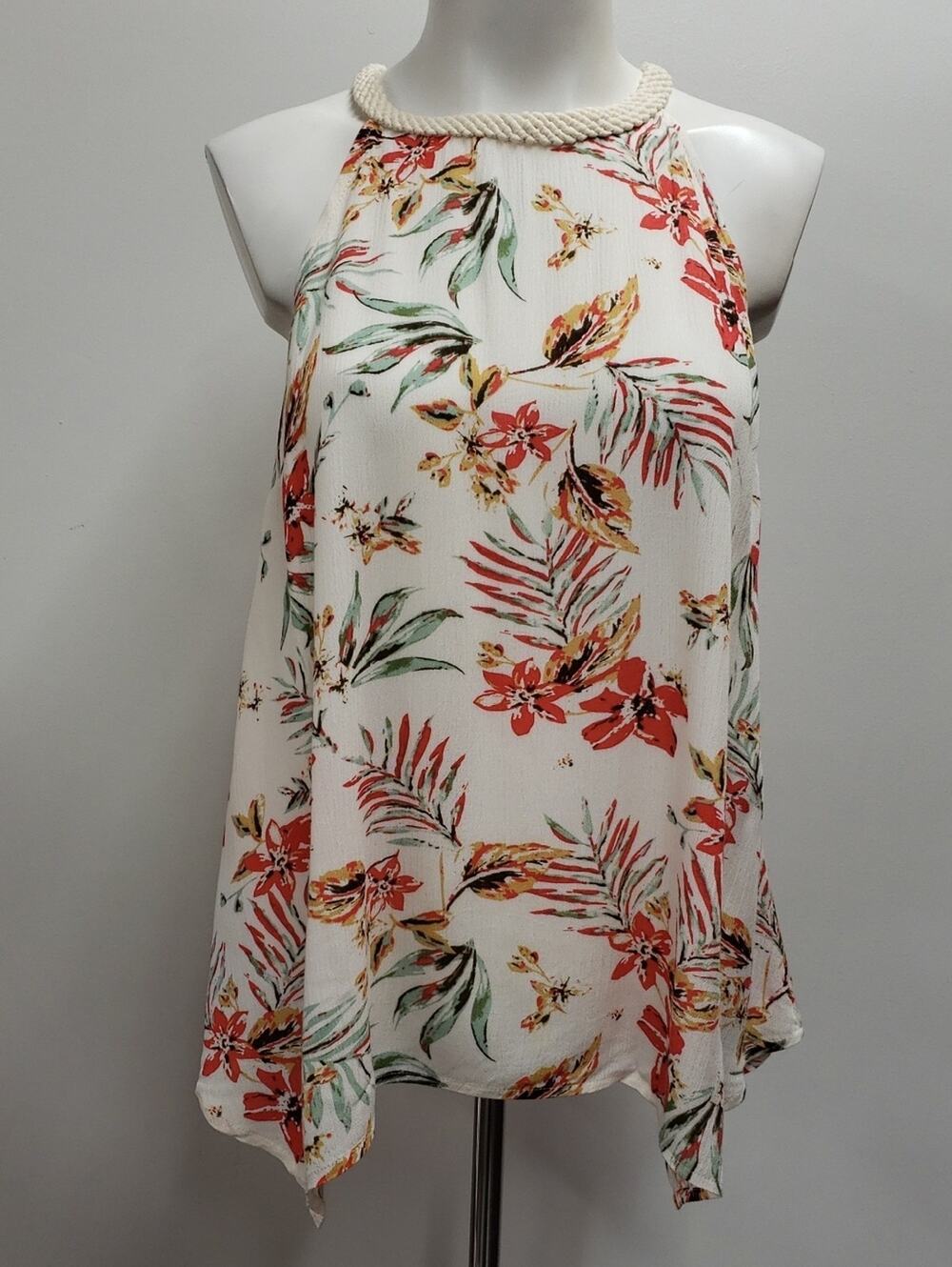 Lulus Floral Halter Top Women's Size Medium Tropical Crochet Back Beachy Coastal